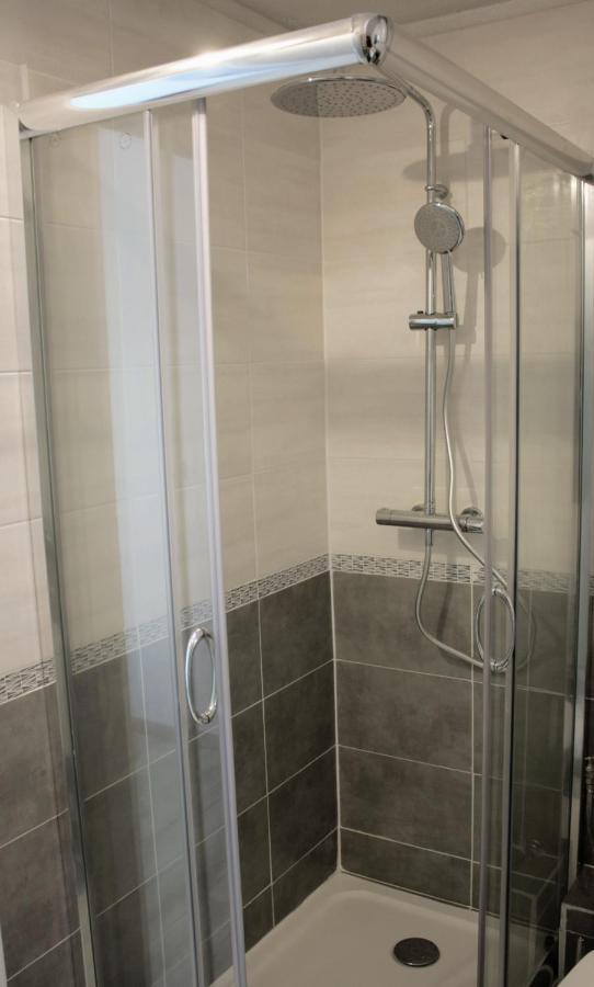 Charmant Appartement Au Coeur Des Gres D Annot Exteriör bild