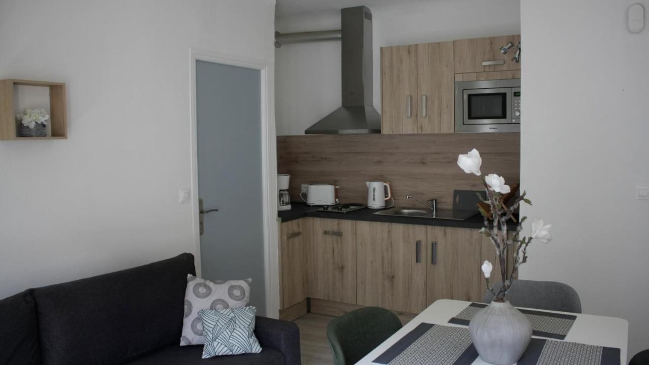 Charmant Appartement Au Coeur Des Gres D Annot Exteriör bild